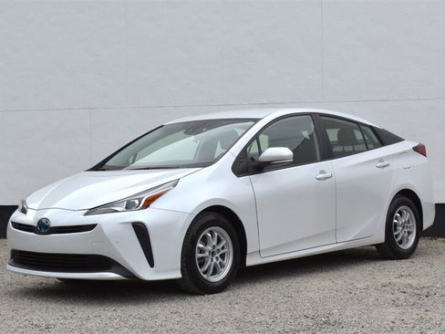 Used 2022 Toyota Prius LE FWD image 8