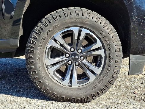 Used 2022 Chevrolet Colorado Z71 image 8