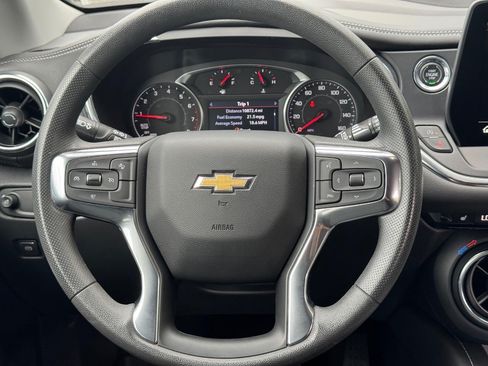 Used 2024 Chevrolet Blazer LT w/ Convenience Package FWD image 13