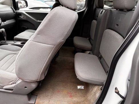 Used 2017 Nissan Frontier S image 16