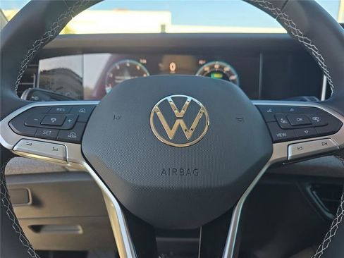 New 2026 Volkswagen Tiguan S FWD image 19