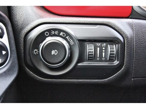 Used 2019 Jeep Wrangler Unlimited Rubicon AWD/4WD image 22