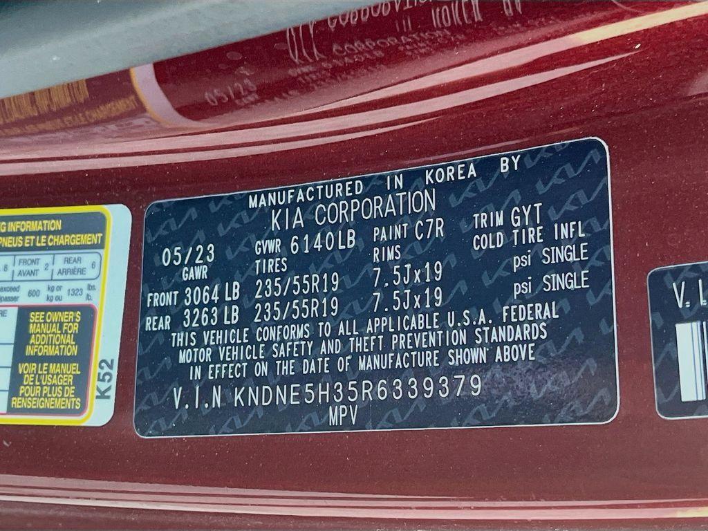 Used 2024 Kia Carnival SX FWD image 32