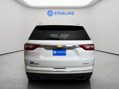 Used 2020 Chevrolet Traverse Premier FWD image 7