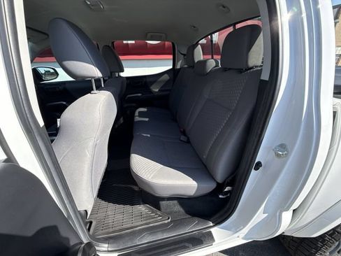 Used 2023 Toyota Tacoma SR5 RWD image 21