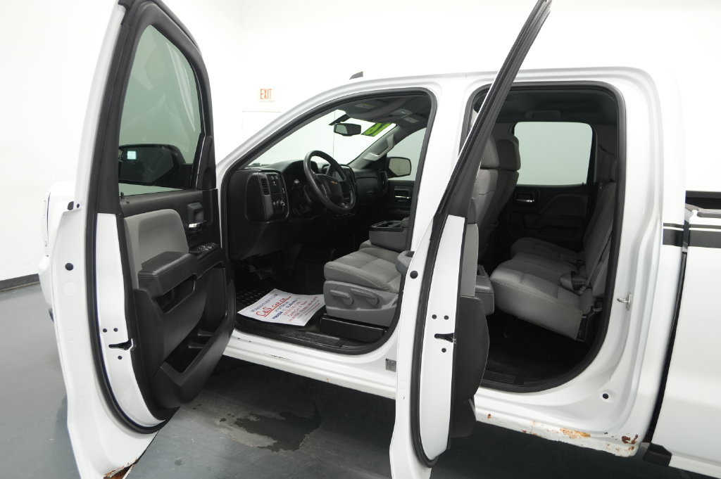 Used 2016 Chevrolet Silverado 1500 Custom w/ Rally 1 Edition AWD/4WD image 22