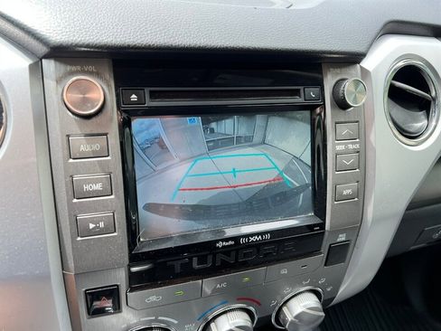 Used 2018 Toyota Tundra SR5 w/ TRD Off Road Package image 40