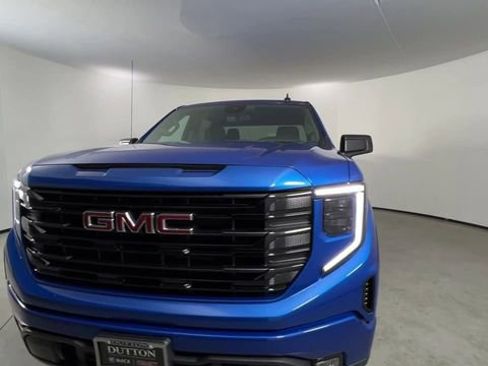 Used 2024 GMC Sierra 1500 Elevation RWD image 3
