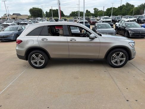 Used 2021 Mercedes-Benz GLC 300 4MATIC image 6