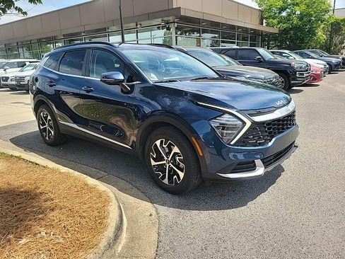 Used 2024 Kia Sportage EX w/ EX Premium Package image 2