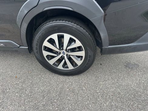 Used 2023 Subaru Outback 2.5i image 9