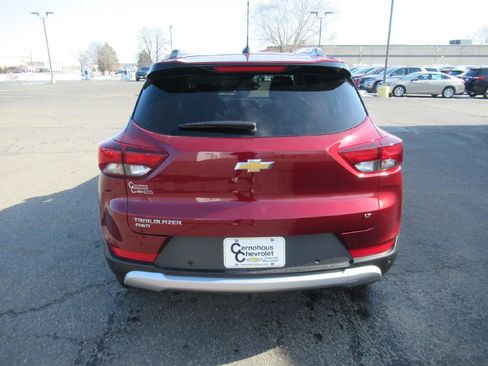 Certified 2025 Chevrolet TrailBlazer LT w/ Convenience Package image 6