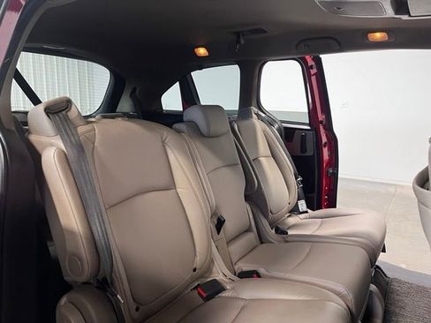 Used 2022 Honda Odyssey Touring image 13