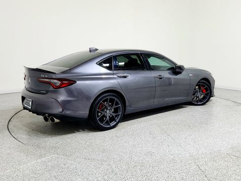 Used 2022 Acura TLX Type S image 3