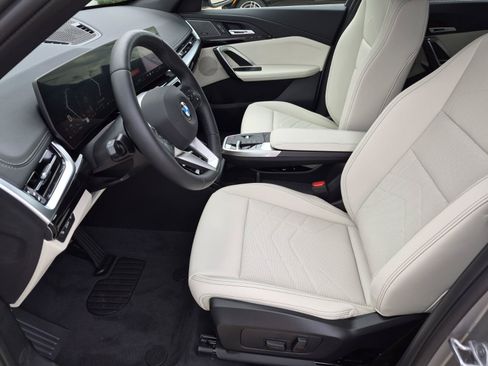 New 2026 BMW X1 xDrive28i w/ Convenience Package AWD/4WD image 11