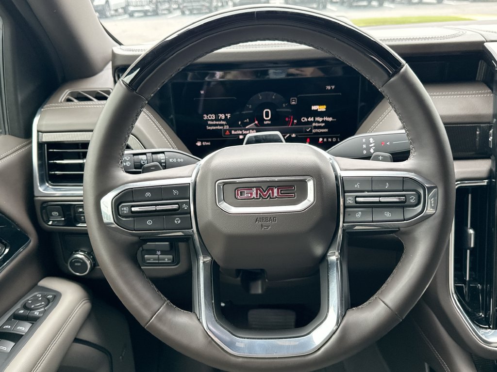 Used 2025 GMC Yukon XL Elevation RWD image 18