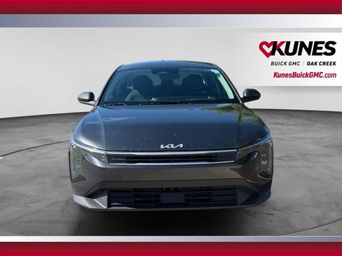 Used 2025 Kia K4 FWD image 3