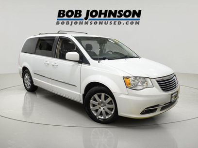 Used 2016 Chrysler Town & Country Touring