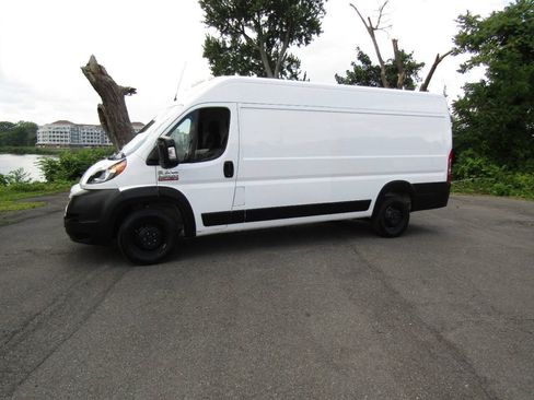 Used 2021 RAM ProMaster 3500 w/ Convenience Group FWD image 3