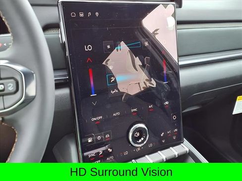 New 2026 GMC Terrain AT4 w/ Technology Package II AWD/4WD image 13