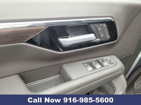 New 2026 Chevrolet Suburban Premier w/ Sun And Tow Package image 28