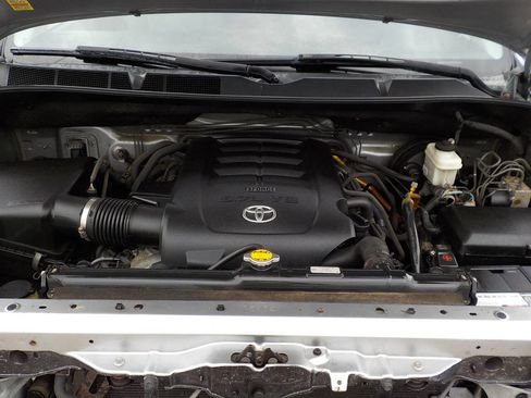 Used 2012 Toyota Tundra 4x4 Double Cab Long Bed w/ Convenience Pkg image 30