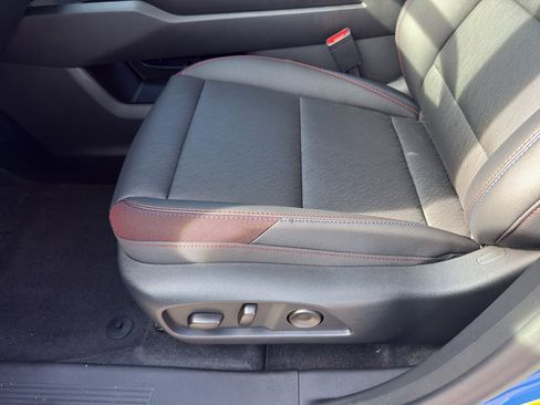 New 2026 Chevrolet Equinox RS image 10