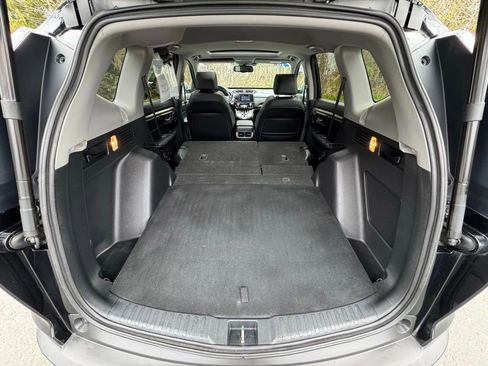 Used 2018 Honda CR-V Touring image 17