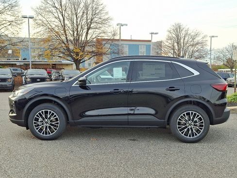 New 2026 Ford Escape Plug-in Hybrid image 4