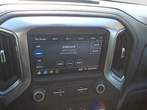 Used 2022 Chevrolet Silverado 1500 LT Trail Boss w/ Safety Package AWD/4WD image 19