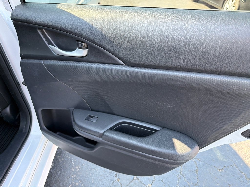 Used 2019 Honda Civic Sport image 32