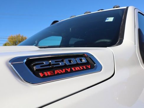 Used 2025 RAM 2500 Laramie image 9