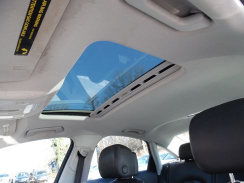 Used 2016 Audi A6 3.0T Premium Plus w/ 19" Sport Package image 17