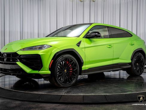 Used 2025 Lamborghini Urus SE image 9