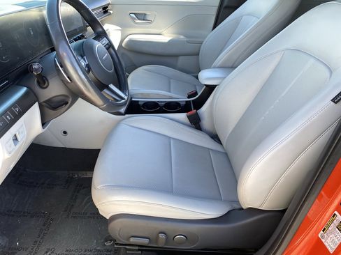 Used 2024 Hyundai Kona Limited AWD/4WD image 19