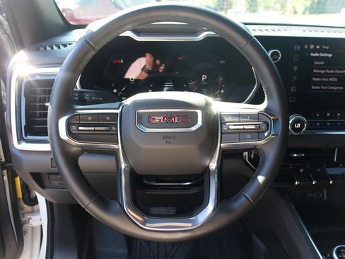 Used 2025 GMC Canyon Elevation w/ Convenience Package image 18