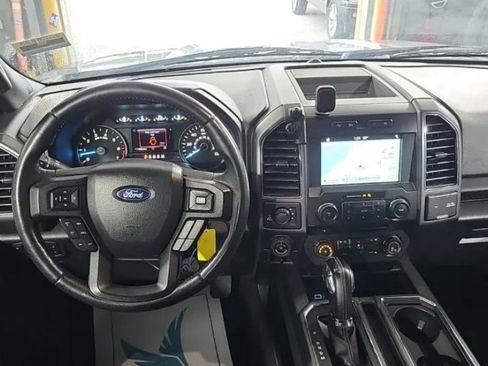 Used 2018 Ford F150 XLT w/ Equipment Group 302A Luxury AWD/4WD image 8