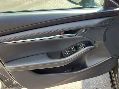 Used 2025 MAZDA MAZDA3 s image 16