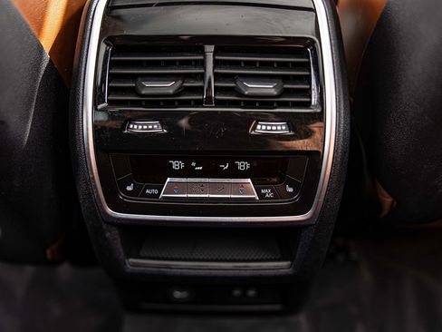 Used 2024 BMW X5 M60i w/ Climate Comfort Package image 36