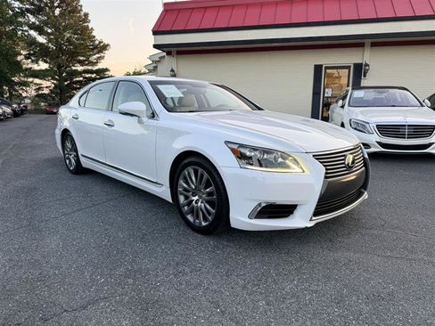 Used 2015 Lexus LS 460 L RWD image 3