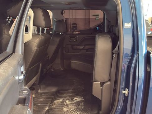 Used 2018 GMC Sierra 1500 SLT AWD/4WD image 4