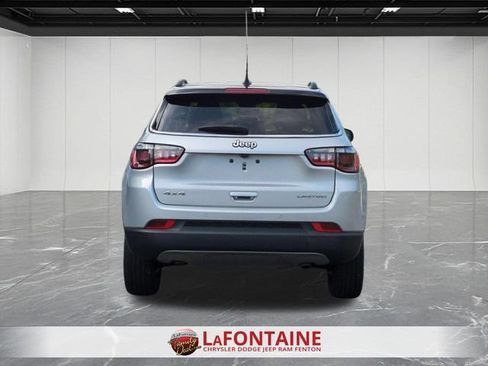 Used 2024 Jeep Compass Limited AWD/4WD image 4