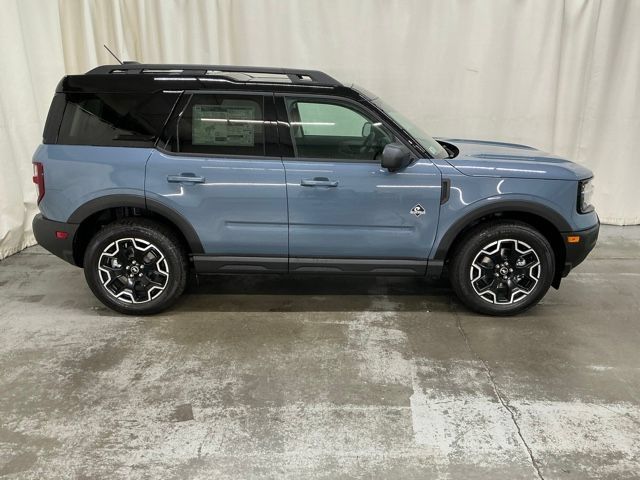 New 2026 Ford Bronco Sport Outer Banks w/ Outer Banks Tech Package+ AWD/4WD image 2