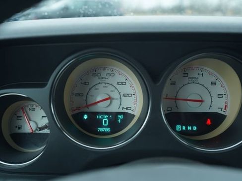 Used 2012 Dodge Challenger SXT image 20