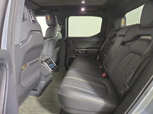 Used 2023 Rivian R1T Adventure AWD/4WD image 21