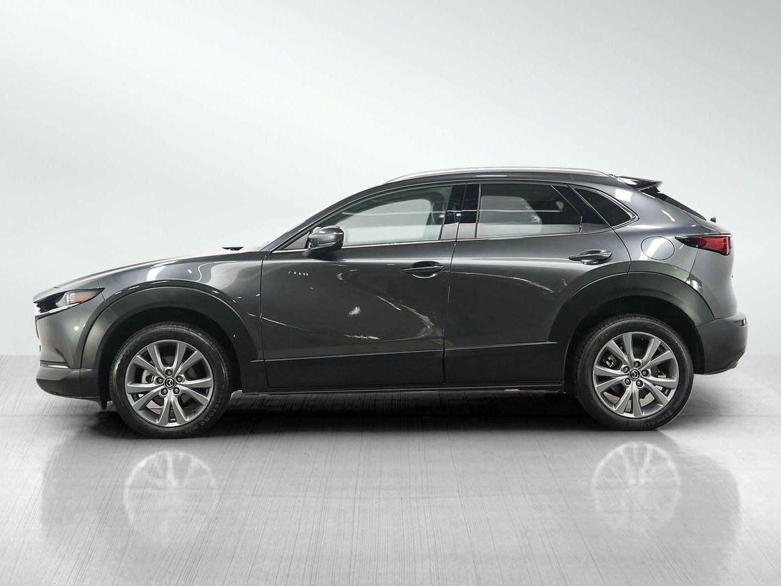 Used 2022 MAZDA CX-30 AWD 2.5 S w/ Premium Package image 2