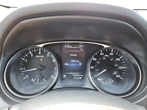 Used 2016 Nissan Rogue SV w/ SV Premium Package AWD/4WD image 26