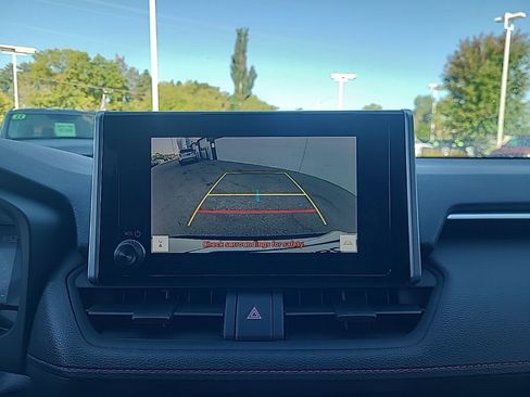 Used 2023 Toyota RAV4 SE w/ Weather & Moonroof Package image 20