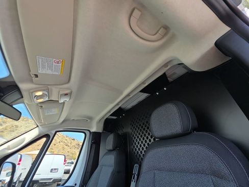 Used 2025 RAM ProMaster 2500 w/ U-Haul Equipment Group FWD image 19