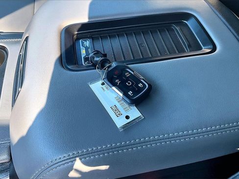 Used 2016 Chevrolet Tahoe LT w/ Luxury Package image 29